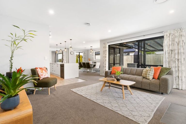 Photo of property in 28 Barewood Grove, West Melton, 7618