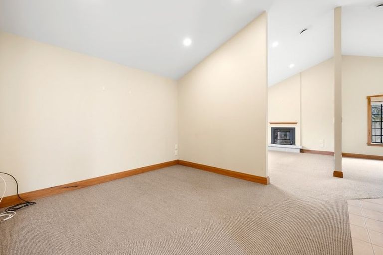 Photo of property in 110 Rototuna Road, Rototuna, Hamilton, 3210