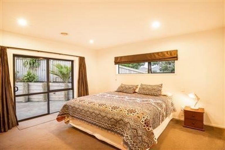 Photo of property in 2 Bovill Way, Tuakau, 2121