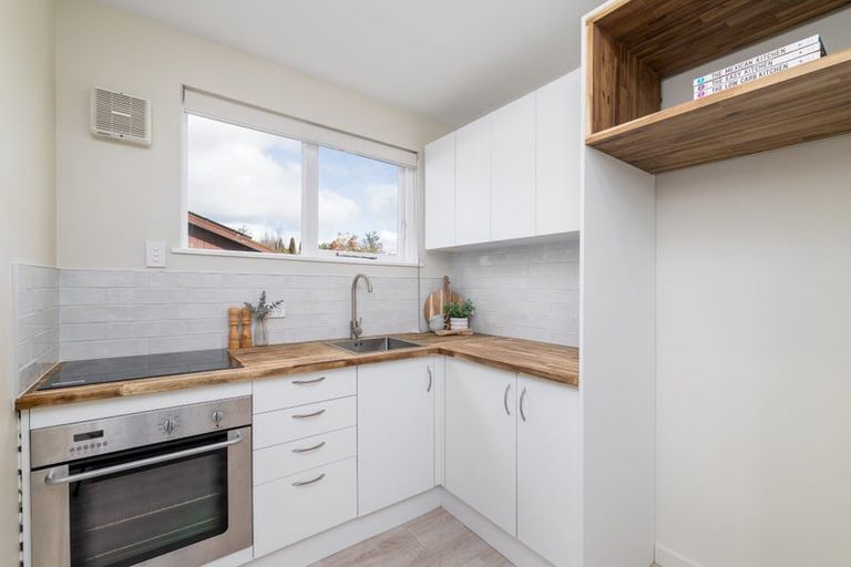 Photo of property in 5/102 Edward Avenue, Edgeware, Christchurch, 8013