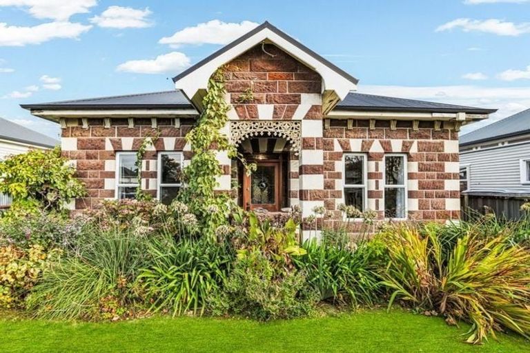 Photo of property in 66 Laurence Street, Waltham, Christchurch, 8011