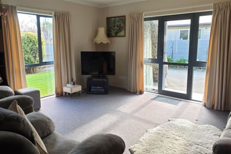 Photo of property in 1 O'neill Place, Watlington, Timaru, 7910