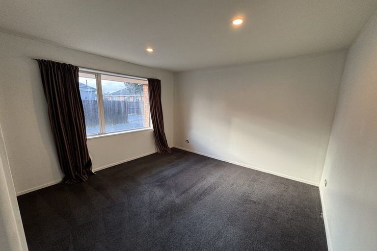 Photo of property in 35a Tensing Place, Sockburn, Christchurch, 8042
