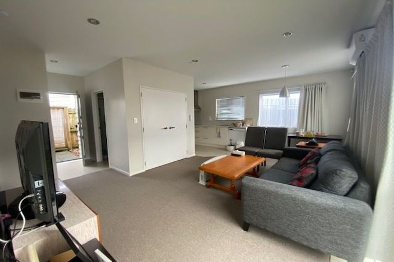 Photo of property in 168 Cascades Road, Pakuranga Heights, Auckland, 2010