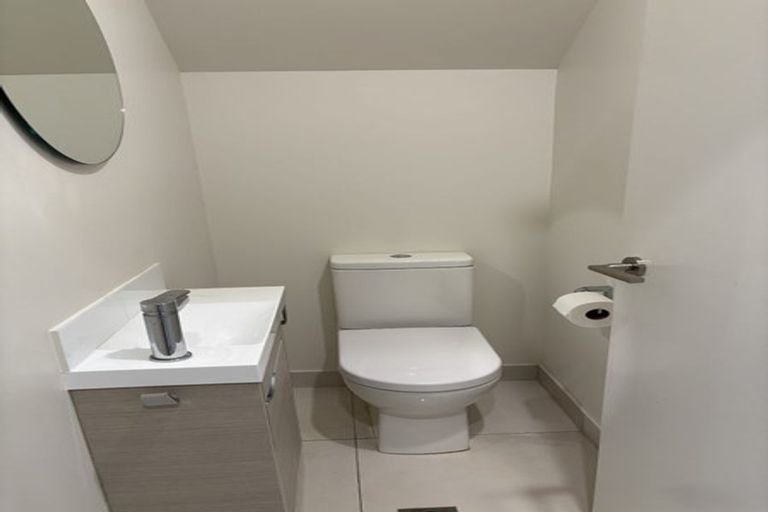 Photo of property in 8 Brookview Drive, Flat Bush, Auckland, 2019