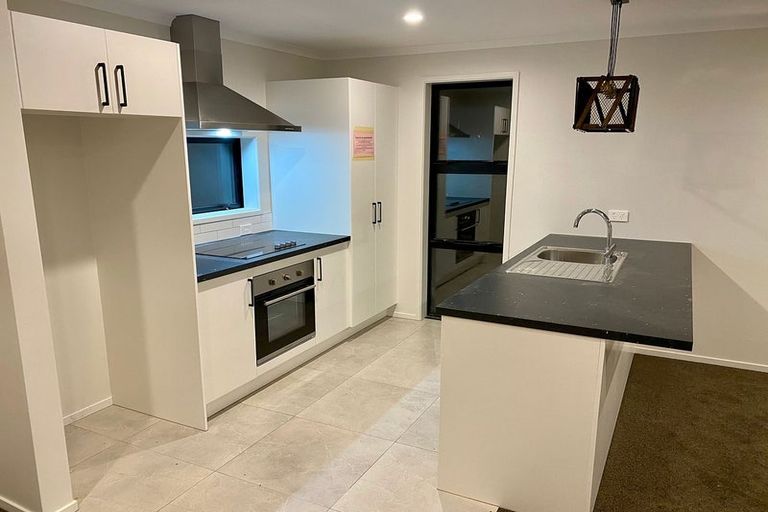 Photo of property in 38 Kiritiana Close, Pyes Pa, Tauranga, 3112