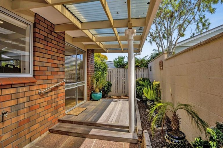 Photo of property in 14a Tokomaru Street, Welbourn, New Plymouth, 4312