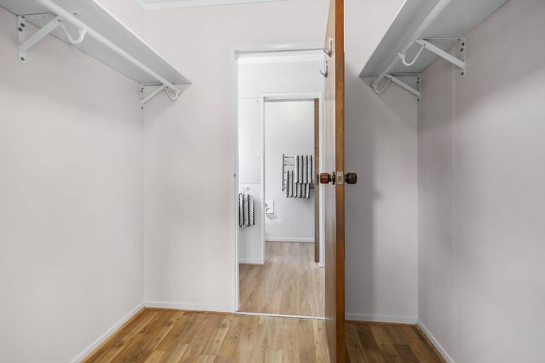 Photo of property in 20 Zande Terrace, Tawa, Wellington, 5028