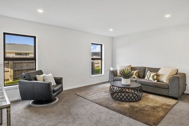 Photo of property in 9 Okahau Terrace, Warrington, 9471