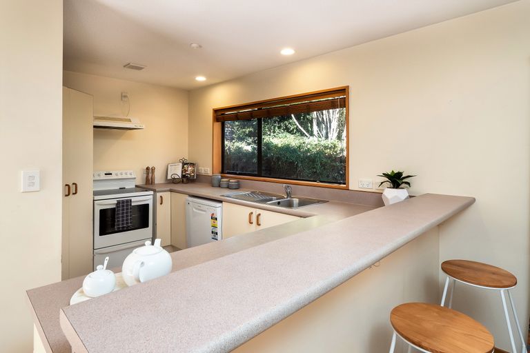 Photo of property in 2/39 Sparks Road, Hoon Hay, Christchurch, 8025