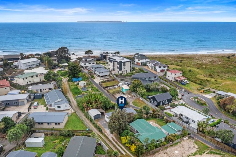 Photo of property in 1335b Papamoa Beach Road, Papamoa Beach, Papamoa, 3118