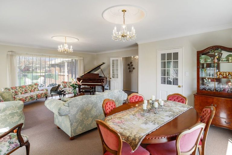 Photo of property in 33 Harrowfield Drive, Harrowfield, Hamilton, 3210