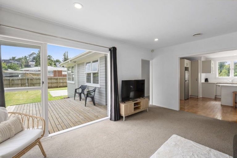 Photo of property in 87 Kawaha Point Road, Kawaha Point, Rotorua, 3010