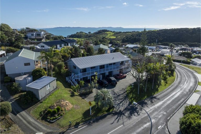 Photo of property in 33 Cable Bay Block Road, Cable Bay, 0420