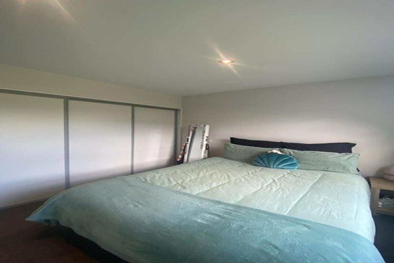 Photo of property in 35 Te Whenu Crescent, Marshland, Christchurch, 8083