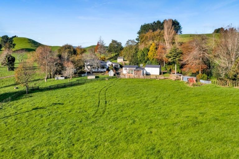 Photo of property in 295 Skinner Road, Bird Road, Stratford, 4393