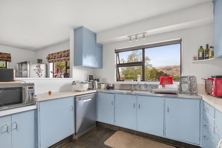 Photo of property in 10 Coach Court, Cromwell, 9310