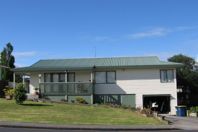 Photo of property in 21a Kotuku Street, Te Atatu Peninsula, Auckland, 0610