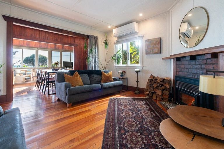 Photo of property in 134 The Parade, Paekakariki, 5034