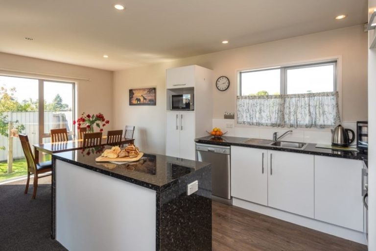 Photo of property in 2 Lake Terrace Road, Burwood, Christchurch, 8061