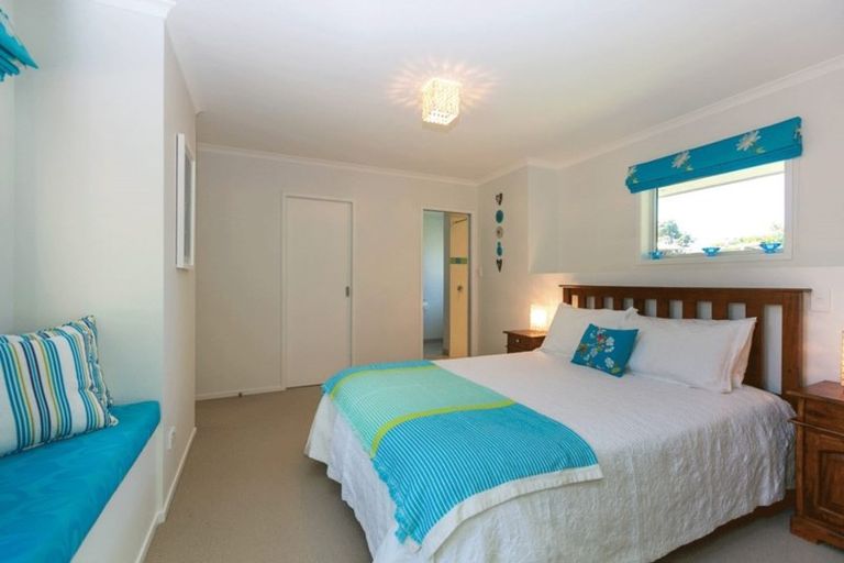 Photo of property in 2a Margaret Alice Close, Whalers Gate, New Plymouth, 4310