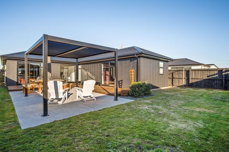 Photo of property in 4/21 Blakes Road, Belfast, Christchurch, 8051