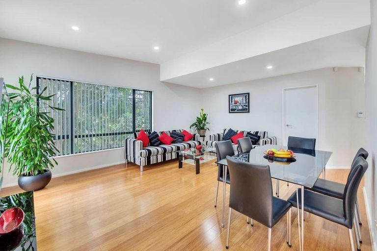 Photo of property in 50a Danbury Drive, Torbay, Auckland, 0630