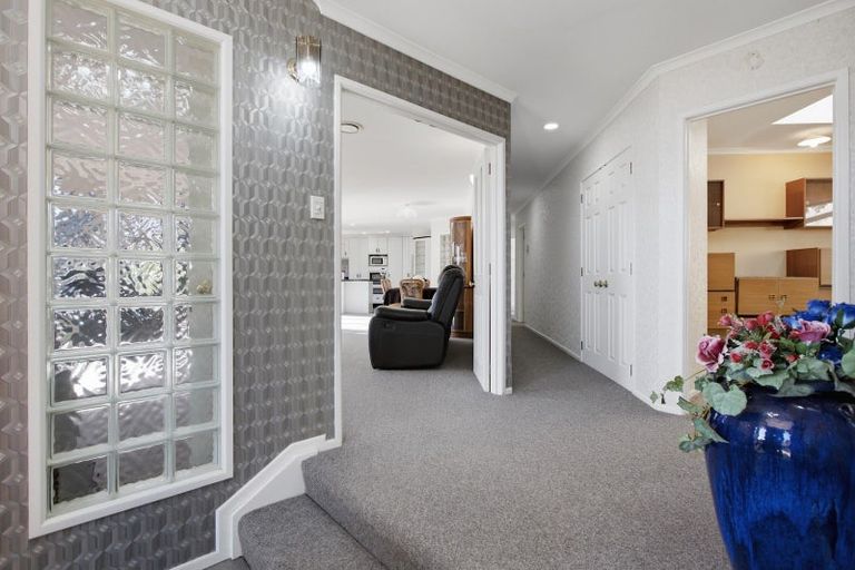 Photo of property in 71 Brooklands Road, Brooklands, New Plymouth, 4310