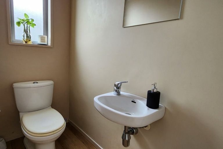 Photo of property in 972b Colombo Street, St Albans, Christchurch, 8014