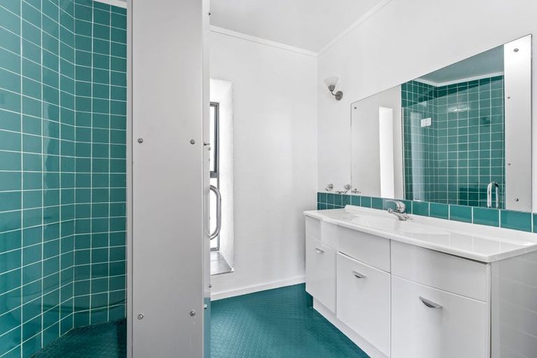 Photo of property in 9 Javelin Close, Gulf Harbour, Whangaparaoa, 0930