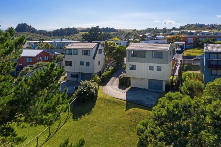Photo of property in 8 Morere Street, Titahi Bay, Porirua, 5022