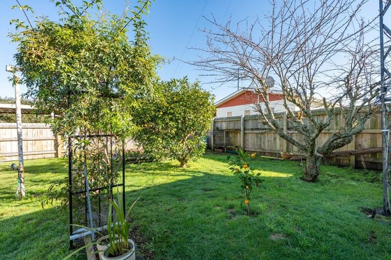 Photo of property in 5 Bremridge Place, Melville, Hamilton, 3206