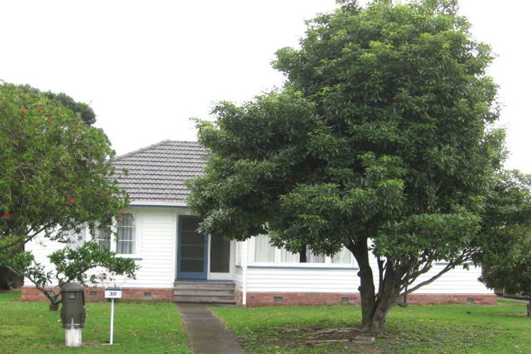 Photo of property in 39 Te Kanawa Crescent, Henderson, Auckland, 0610