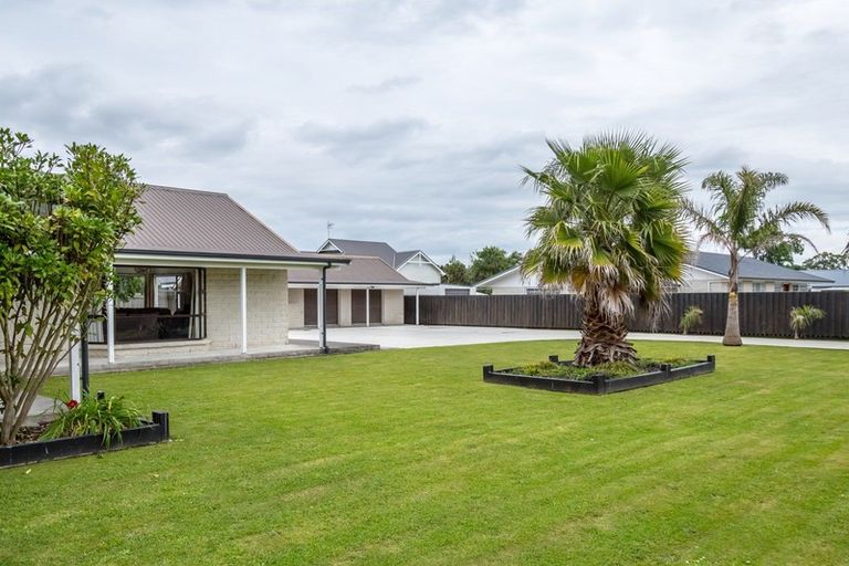 Photo of property in 30 Huxley Street, Pahiatua, 4910