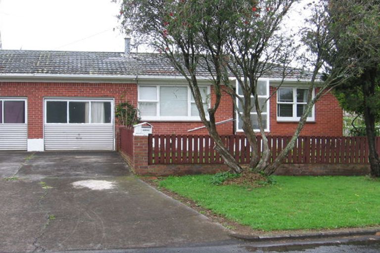 Photo of property in 1/1 Osprey Street, Pakuranga, Auckland, 2010