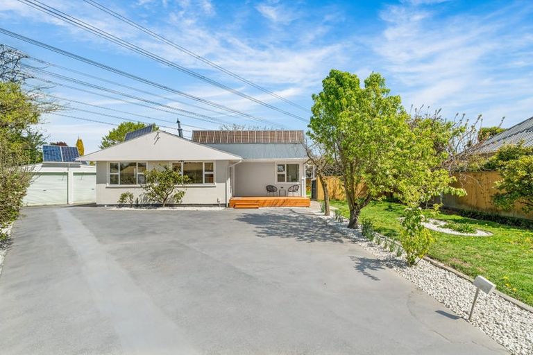 Photo of property in 31 Appleby Crescent, Burnside, Christchurch, 8053