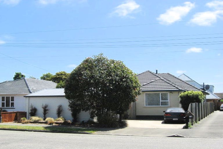 Photo of property in 2/12 Bentley Street, Russley, Christchurch, 8042