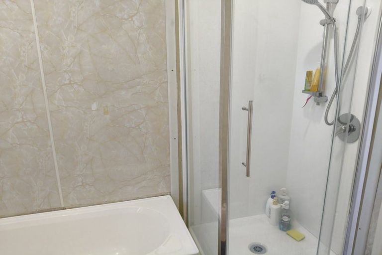 Photo of property in 13 Dunstan Crescent, Hornby, Christchurch, 8042