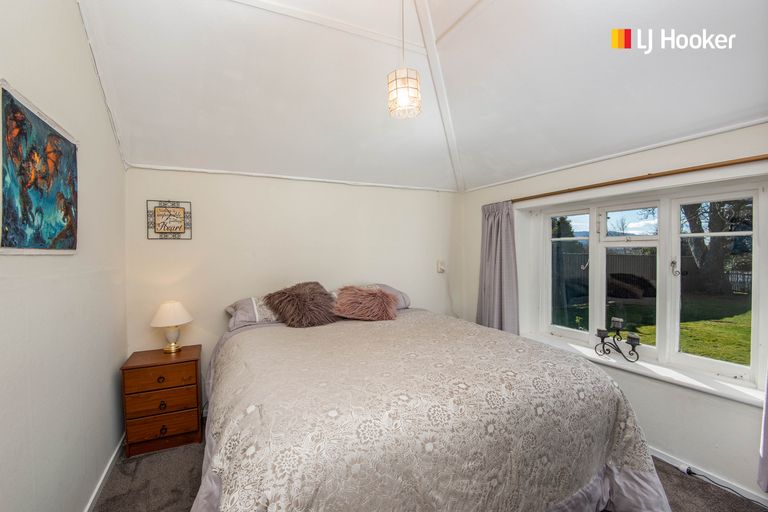 Photo of property in 2 Goodwin Street, Waihola, Milton, 9073