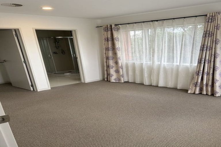 Photo of property in 4 Griffstan Lane, Howick, Auckland, 2010