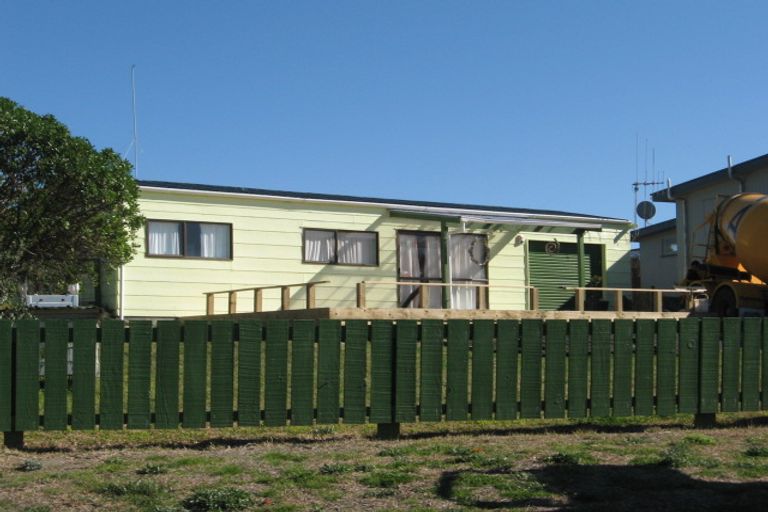 Photo of property in 34 Hunia Terrace, Himatangi Beach, Foxton, 4891