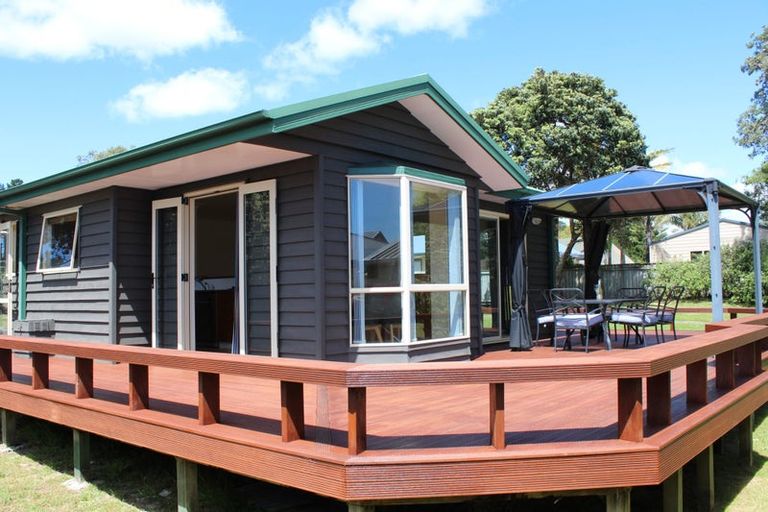 Photo of property in 106 Rimu Place, Matarangi, Whitianga, 3592