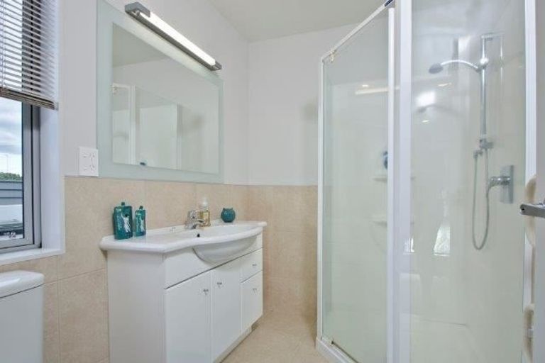 Photo of property in 1 Tay Street, Mount Maunganui, 3116