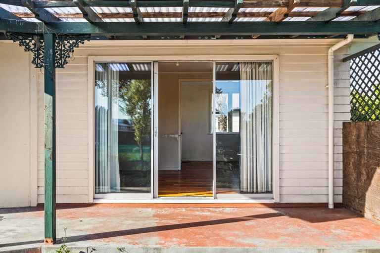 Photo of property in 22 Guildford Street, Tamatea, Napier, 4112
