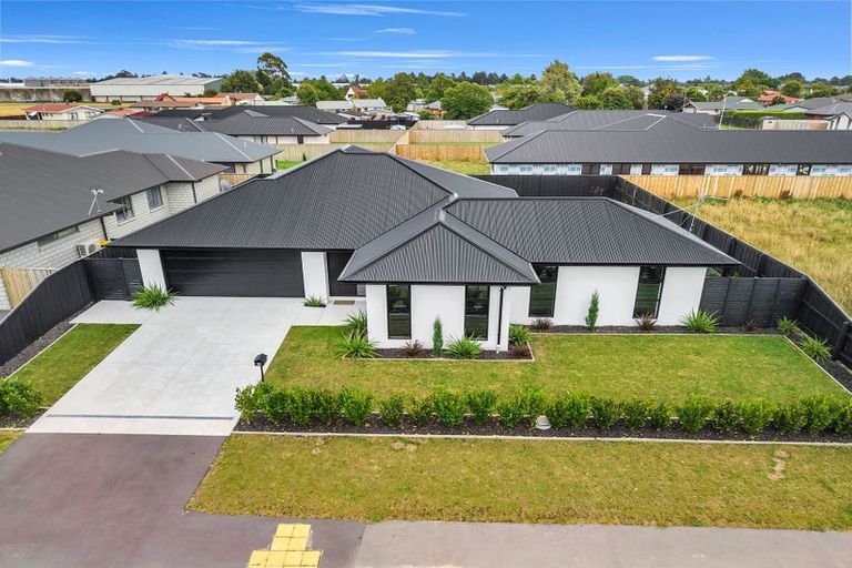 Photo of property in 54 Ashbury Drive, Tinwald, 7774