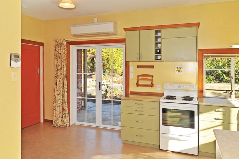 Photo of property in 36 Middleton Road, Kew, Dunedin, 9012