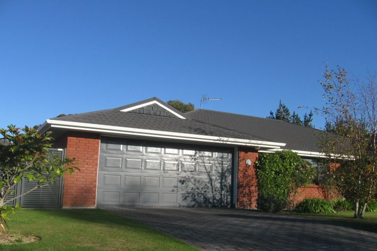 Photo of property in 1 Spyglass Lane, Whitby, Porirua, 5024