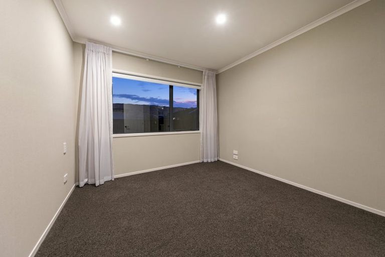 Photo of property in 5 Nancy Lane, Wanaka, 9305