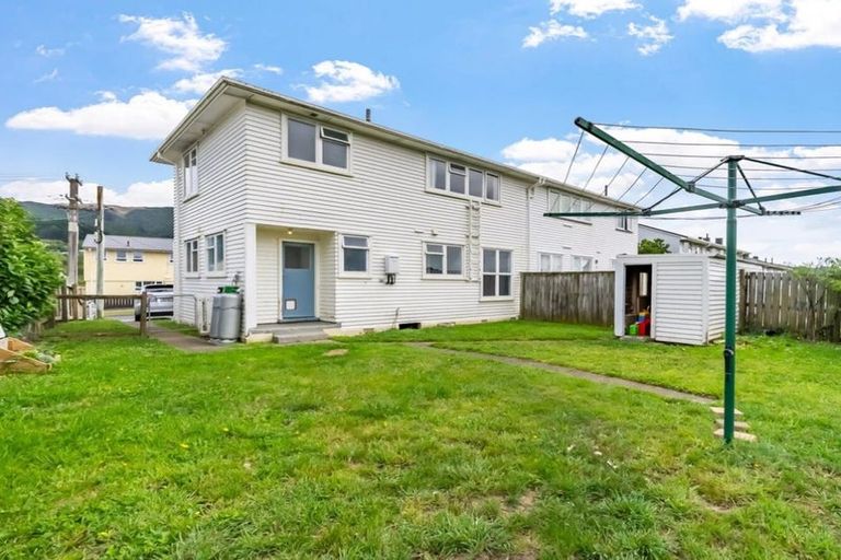 Photo of property in 40 Bell Street, Tawa, Wellington, 5028