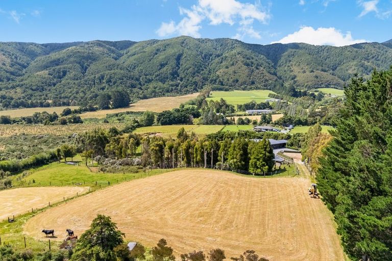 Photo of property in 227 Marchant Road, Kaitoke, Upper Hutt, 5018